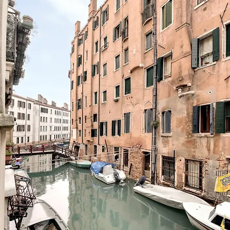 Marco Polo Apartment